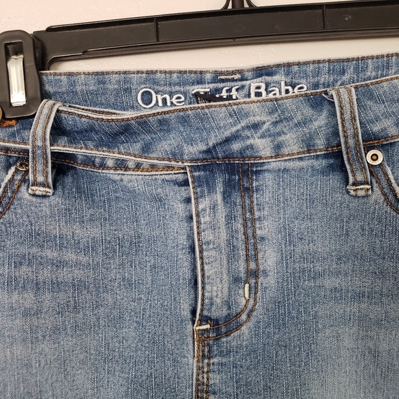 One Tuff Babe Vintage Blue Jean Denim Mini Skirt Side Button 7/8 90s Y2K Low Ris - Picture 5 of 7